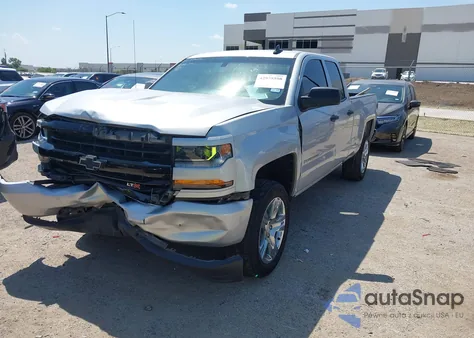 2018 Chevrolet Silverado 1500 Custom z USA, uszkodzony, nr VIN 1GCRCPEC2JZ198832